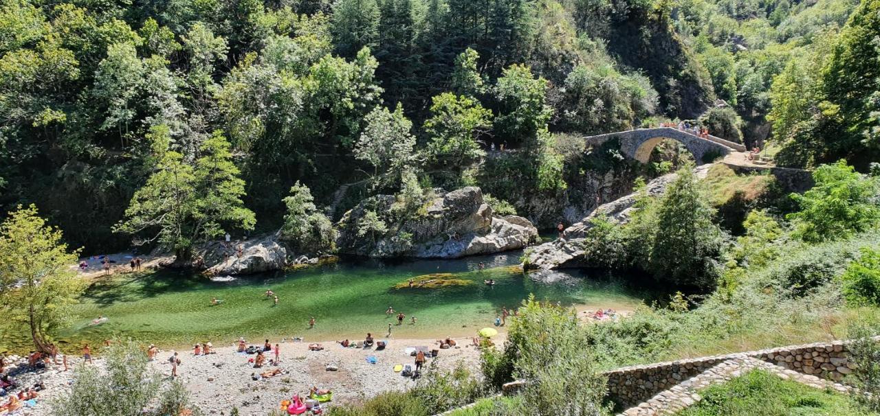 La Grange - Chez Gisi - Fuer Naturliebhaber, Abenteurer Und Geniesser Rocles  Luaran gambar